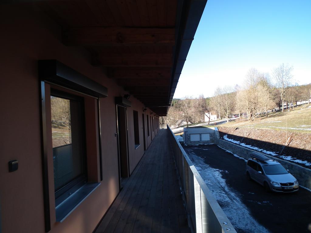 Apartman Lipanek Lipno nad Vltavou Ngoại thất bức ảnh